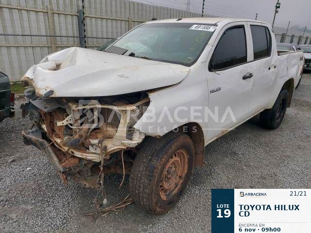 TOYOTA HILUX CD 21/21
